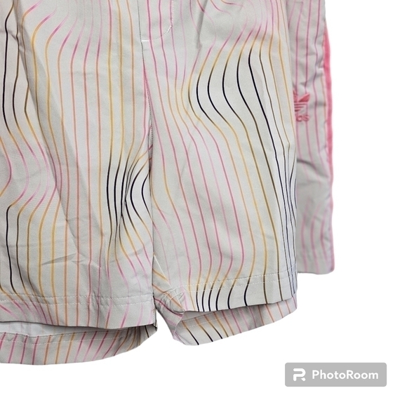 Adidas multicolor stripes sporty shorts - Picture 4 of 9
